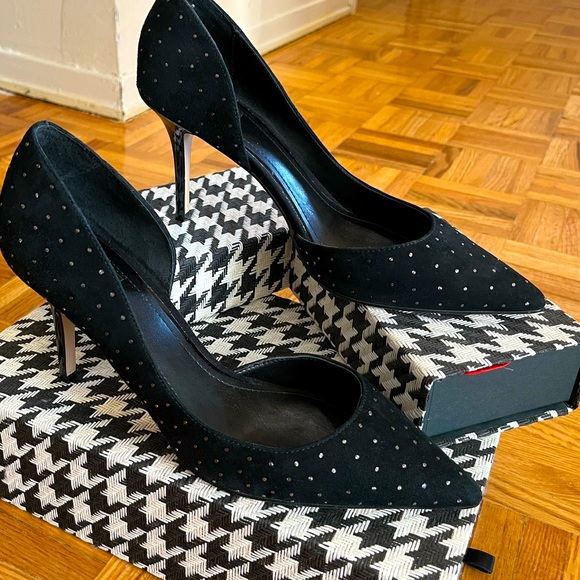 Black pump shoes - Picture 2 of 9